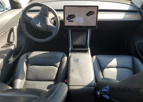 2020 Tesla Model 3 z USA, uszkodzony, nr VIN 5YJ3E1EBXLF664004